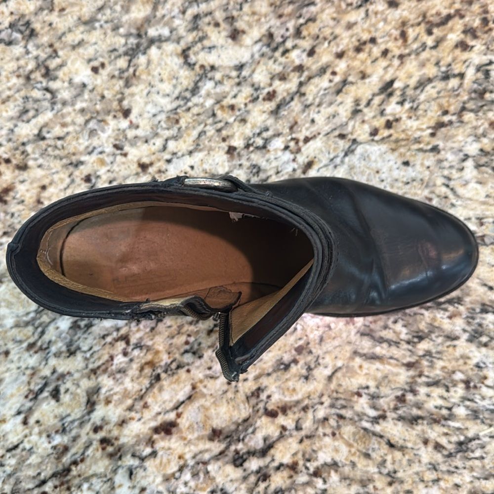 Frye Black Leather Ankle Boots women’s size 8 excellent condition - Picture 6 of 12